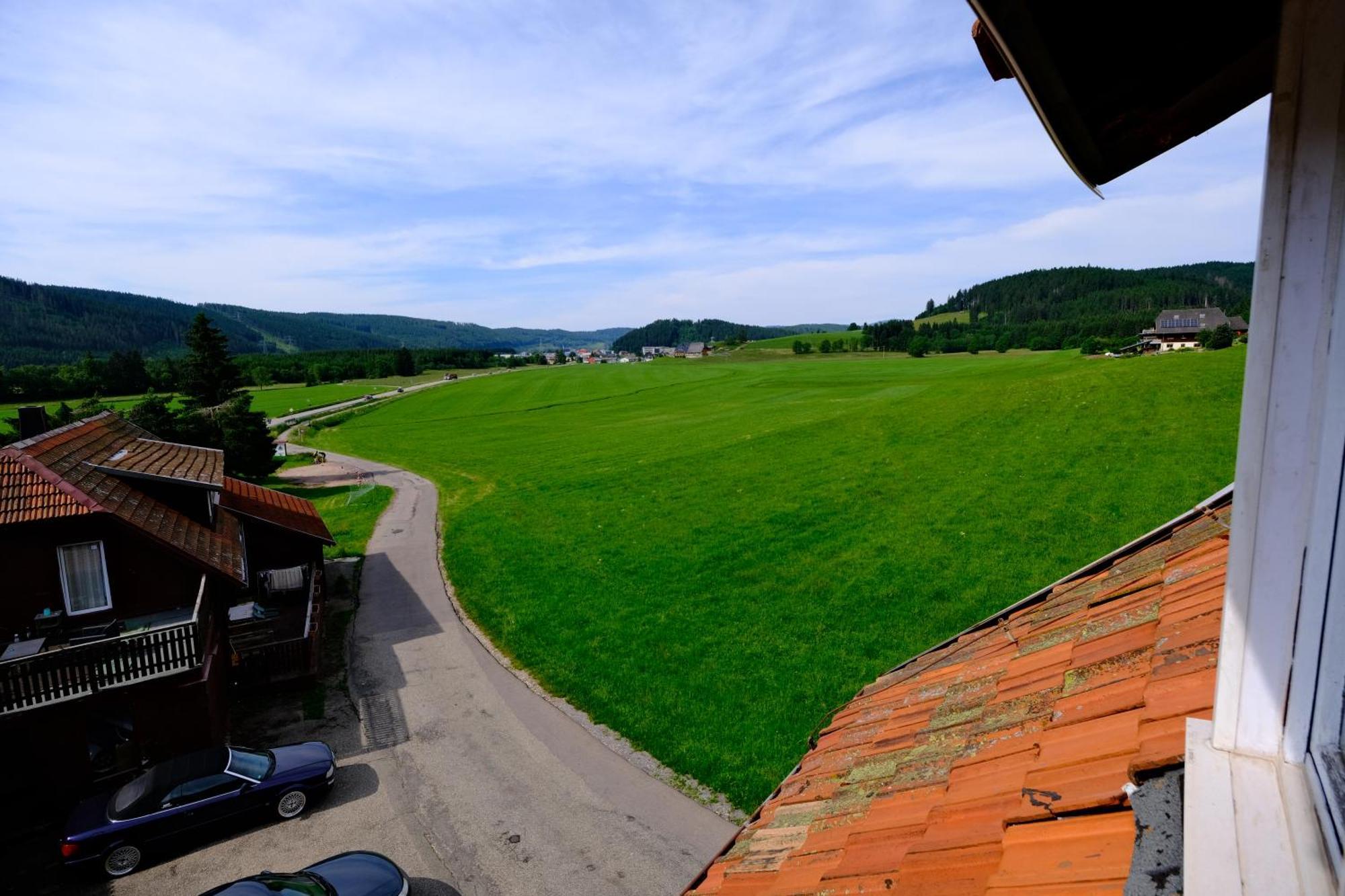 B Und B Titisee Hotel Sonnenmatte Nahe Badeparadies エクステリア 写真