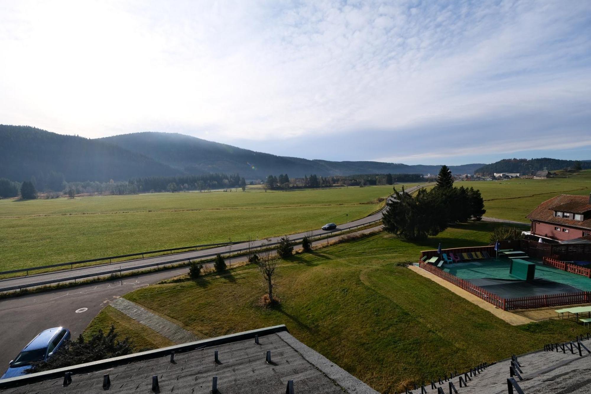B Und B Titisee Hotel Sonnenmatte Nahe Badeparadies エクステリア 写真